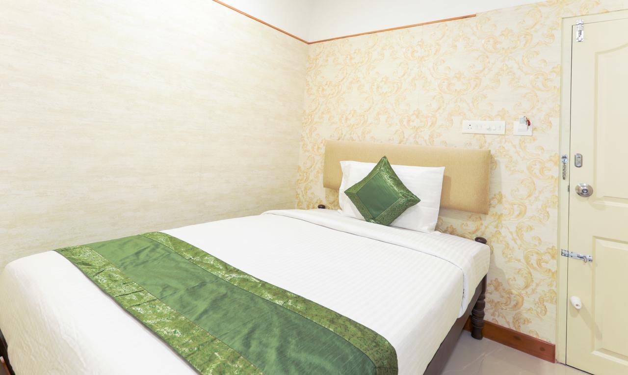 Heaven Gardens Hotel Kochi Kültér fotó