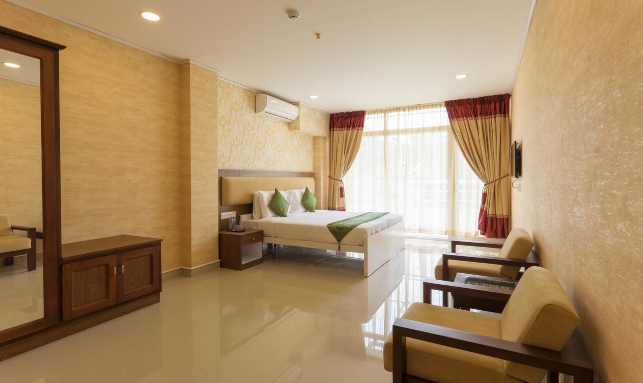 Heaven Gardens Hotel Kochi Kültér fotó